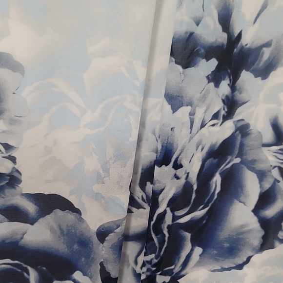 Calvin Klein 18w Blue and White Floral Midi Dress - Picture 5 of 5